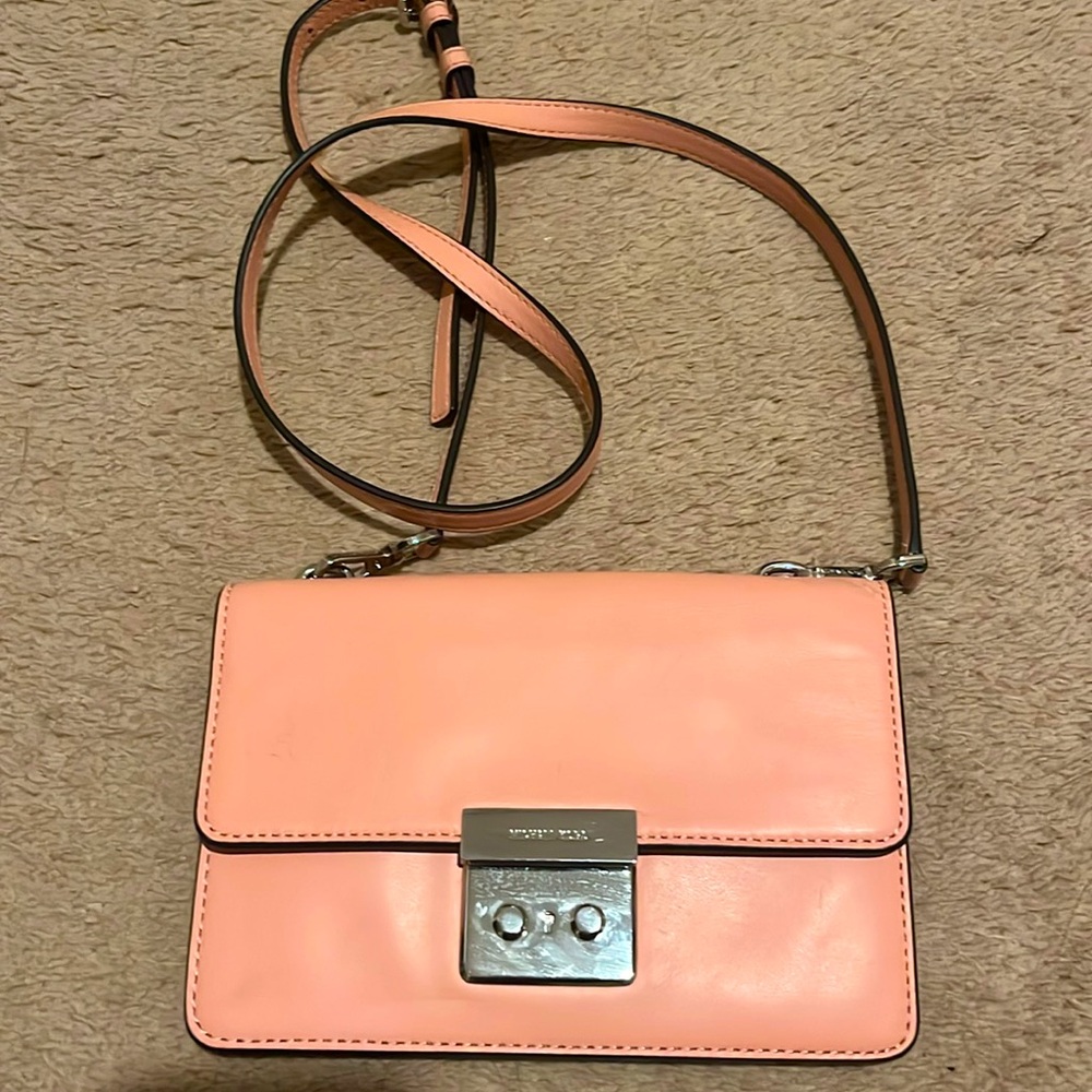 Michael Kors Sloan Small Gusset Crossbody purse